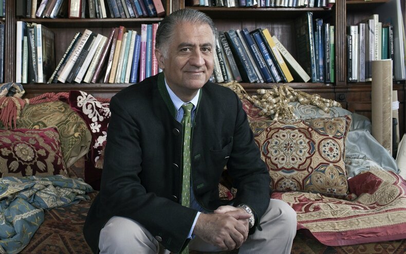 alidad SHINES WITH TEXTILES