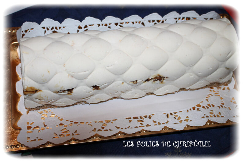 Bûche caramel noix 25