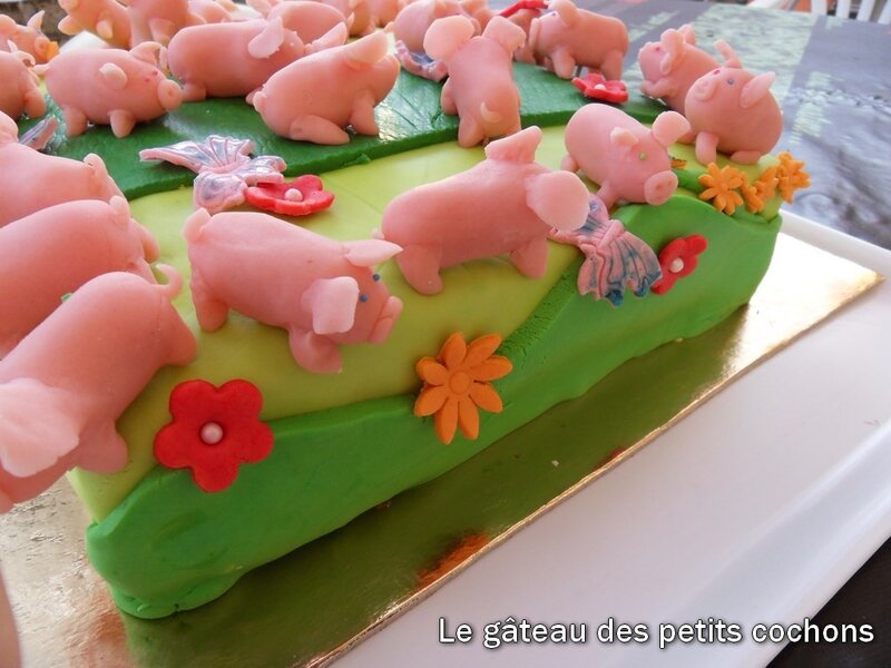 Le_gateau_des_petits_cochons3