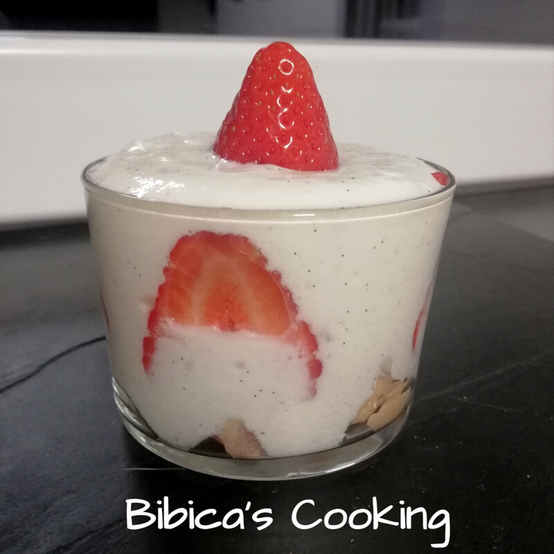 Tiramisu au fromage blanc et aux fraises