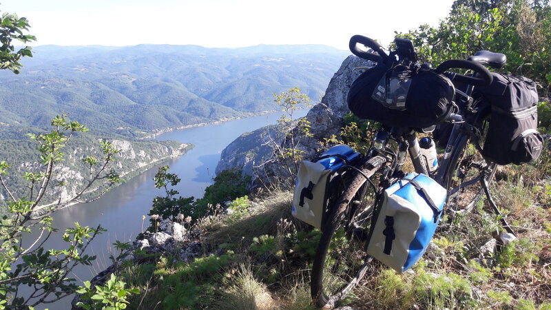 1-21 Mali Strbac (Serbie)