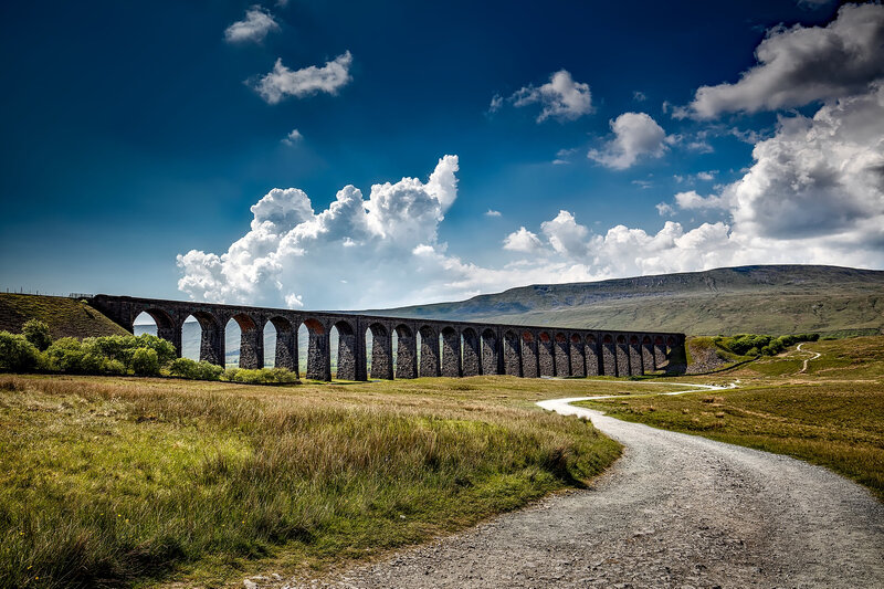 ribblehead-viaduct-1748638_1920