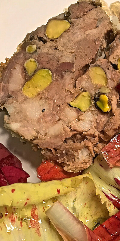 terrine de lapin aux pistaches