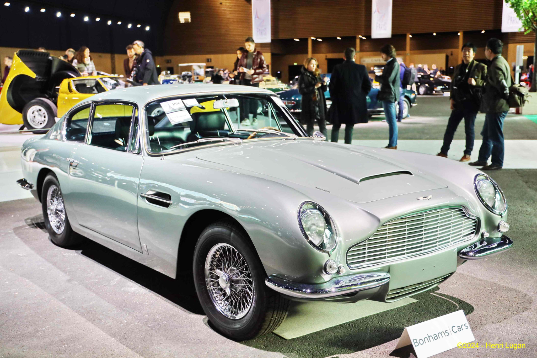 Aston Martin DB 6 Sports Saloon_01 - 1966 [UK] HL_GF