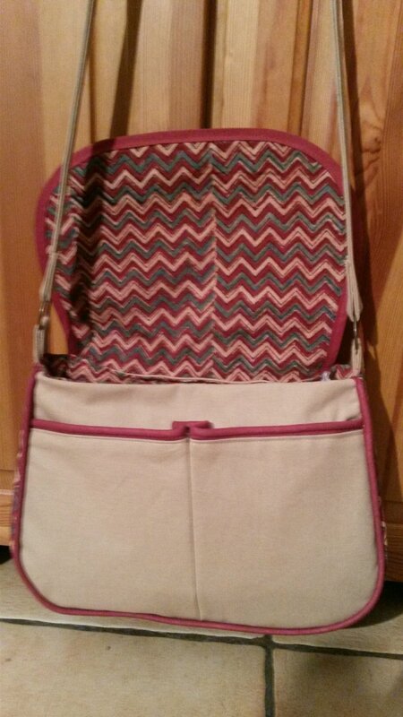 2016-09-10Sac besace Made in china (4)