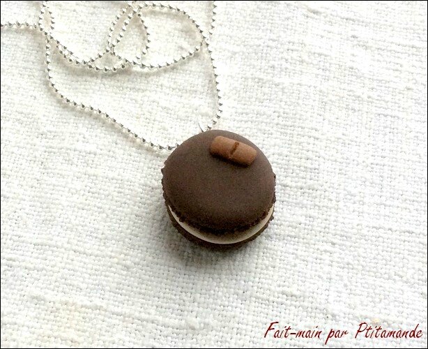 Collier macaron chocolat 2