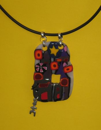 Pendentif_maison_Gaudi