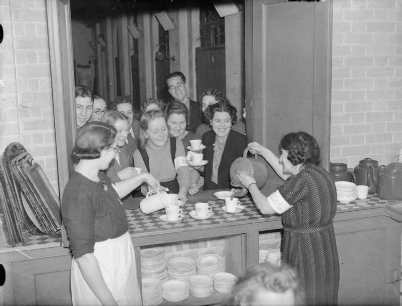 Sanctuary-_Air_Raid_Shelter_in_John_Keble_Church,_Mill_Hill,_London,_England,_1940_D1435