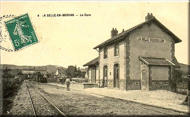 La Selle-Roussillon ( Saône-et-Loire ) - Tacot d'Autun à Château-Chinon