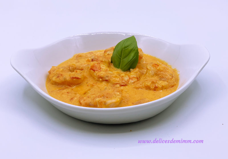 Cassolette de scampis, sauce crémeuse aux tomates fraîches 5