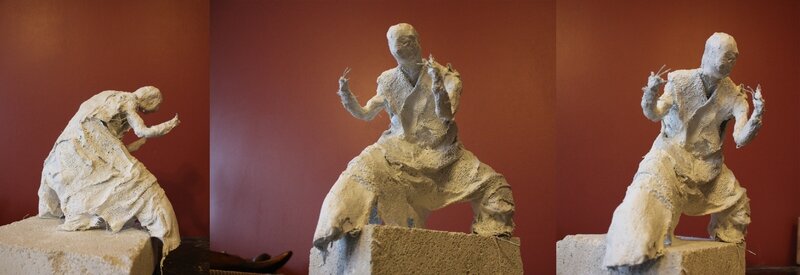 statue 2
