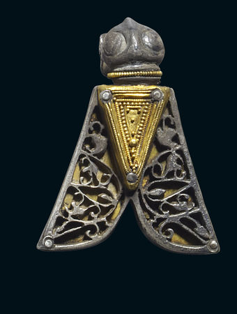 19_Silver_fibula_of_a_cicada