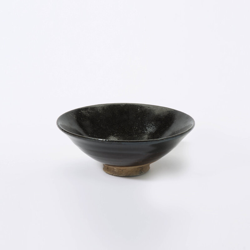 A rare Chinese 'oilspot' black-glazed bowl, Jin dynasty (1115-1234)