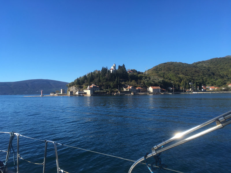 Passage du bassin supérieur au bassin inférieur, Bouches de Kotor 1er novembre 2017