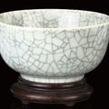 A Crackle-Glazed Bowl, 18th/19th <b>Century</b>