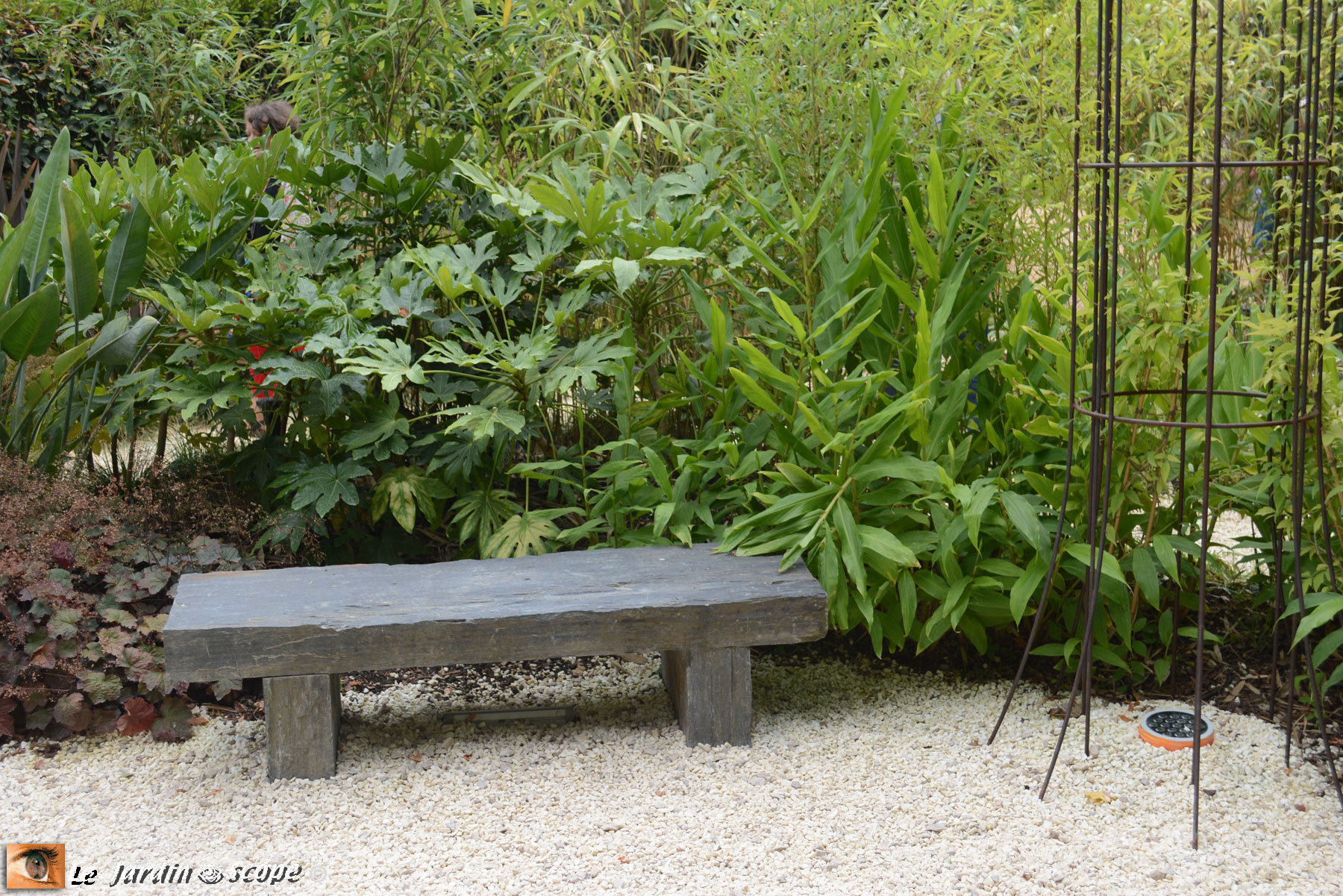 Banc en pierre - Chaumont sur Loire