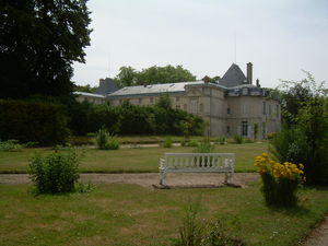 malmaison_c_t__jardin2