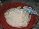 Gâteau aux blancs d'oeufs de mes poules et aux fraises du jardin 008
