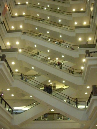 11_floors_of_shops