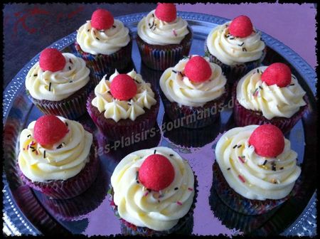 cupcakes fraises tagada 12 fév (2b)