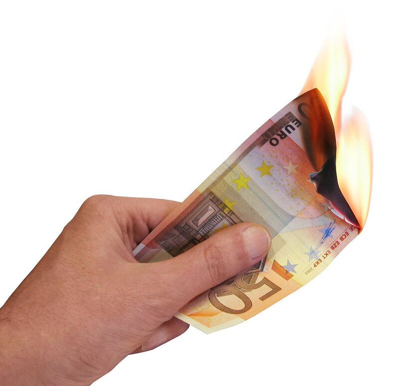hands-7-money-burned-1427484