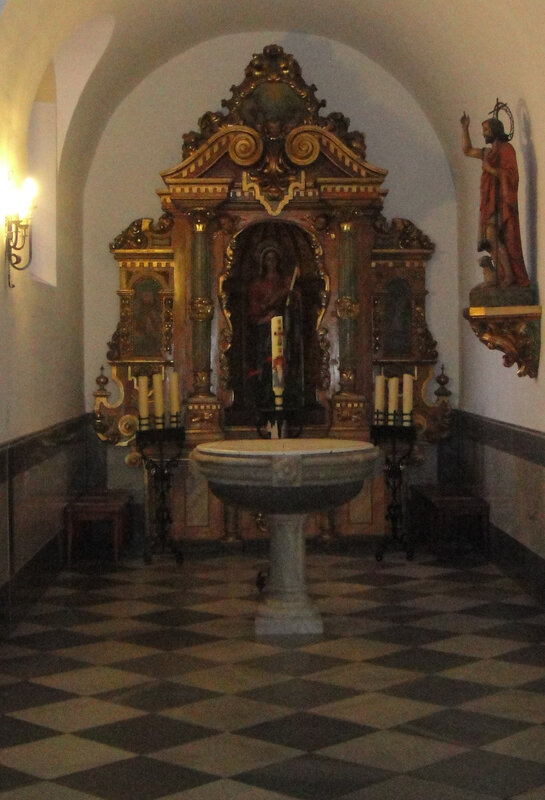 Baptistère de l'église St Michel Archange