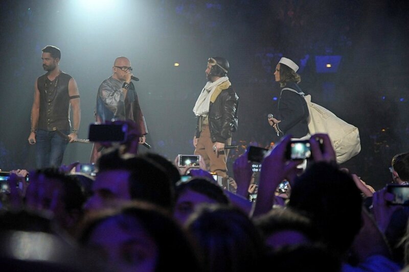 les-enfoires-ont-offert-un-show-hors-norme-mercredi-soir_1274581_1200x800