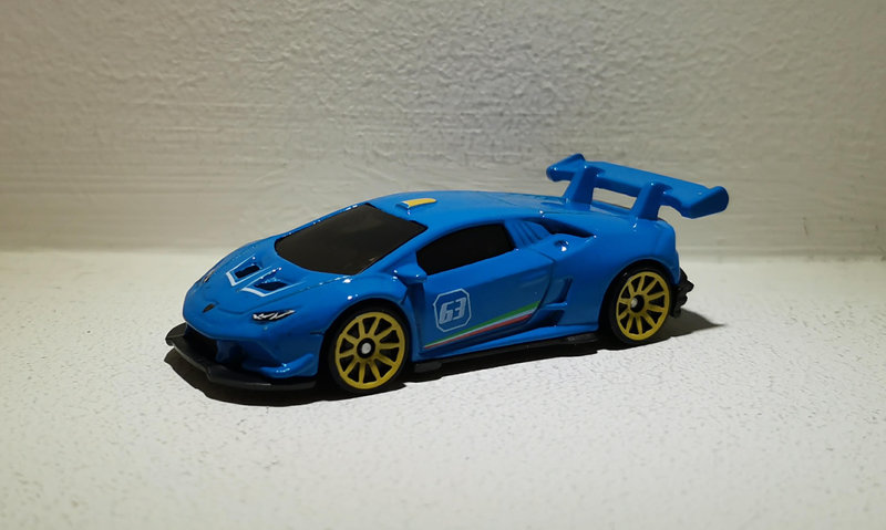 Lamborghini Huracan LP 620-2 Super Trofeo (Hotwheels) (3)