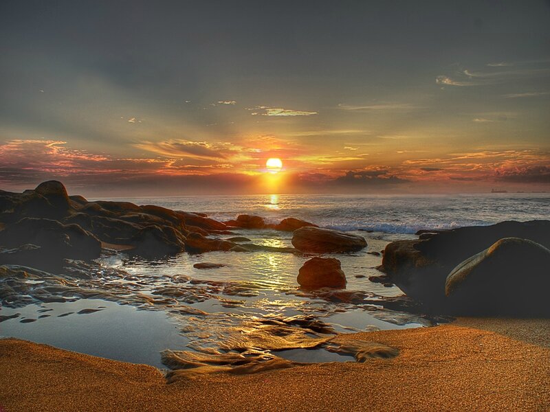 coucher-de-soleil-en-bord-de-mer-fonds-decran