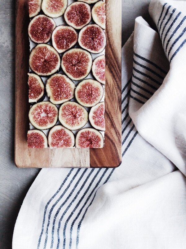 Raw_Coconut___Fig_Slice