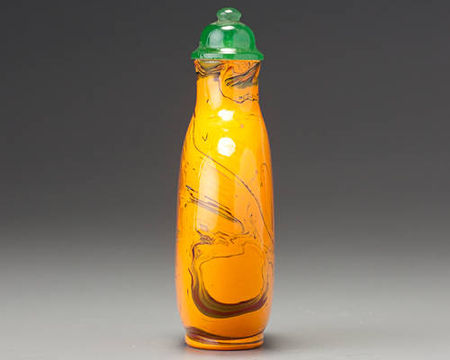 A__realgar_glass__snuff_bottle2