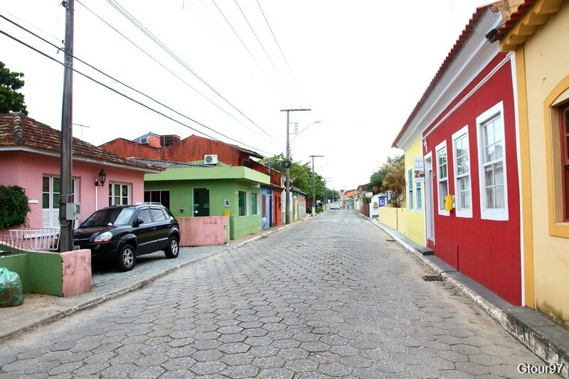Rue principale de Ribeirao da Ilha