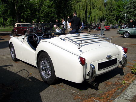 TRIUMPH_TR3_Roadster___1955_1957__Retrorencard 2_