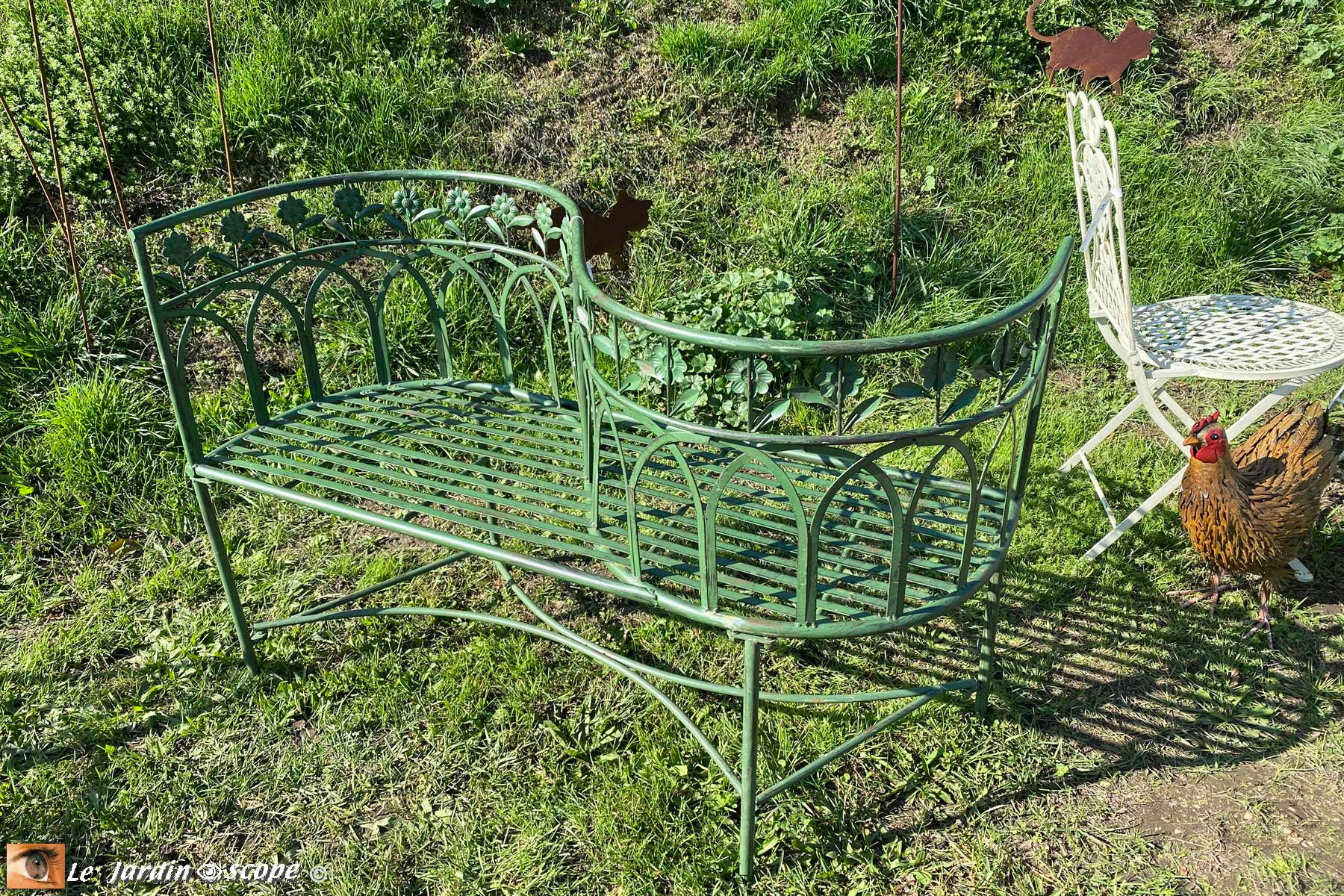 Banc de jardin en fer confident