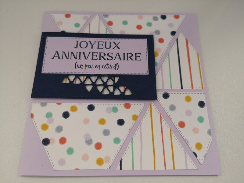 23c Carte Triangles couture Anniversaire en retard