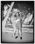 1949-Love_Happy-film-scene-ilona_massey-05-1-with_groucho-1