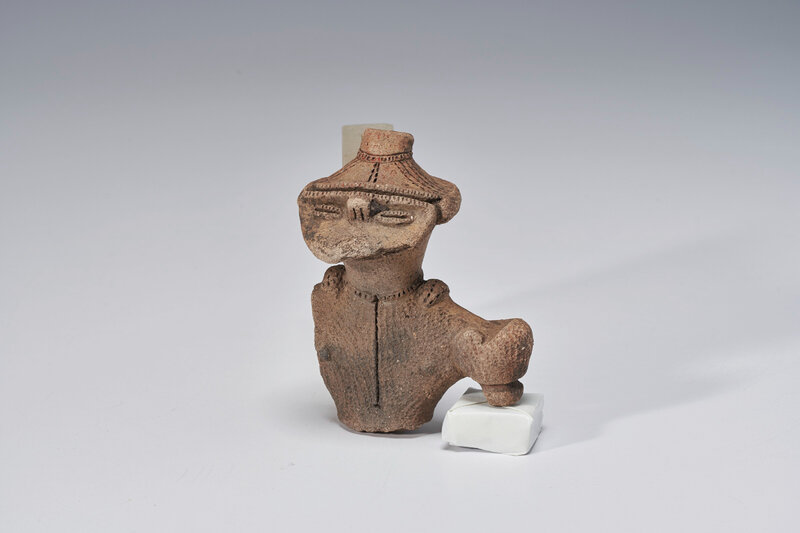 2021_NYR_19824_0002_001(an_earthenware_bust_of_a_woman_late_jomon_period084504)