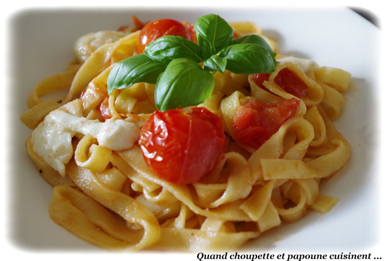 tagliatelles fraîches tomate confite et mozzarella-7542