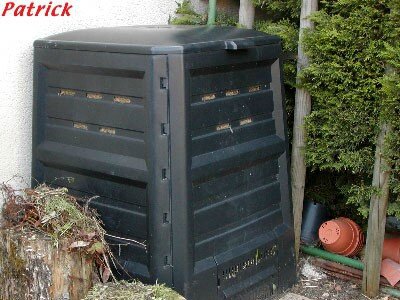 Composteur de jardin