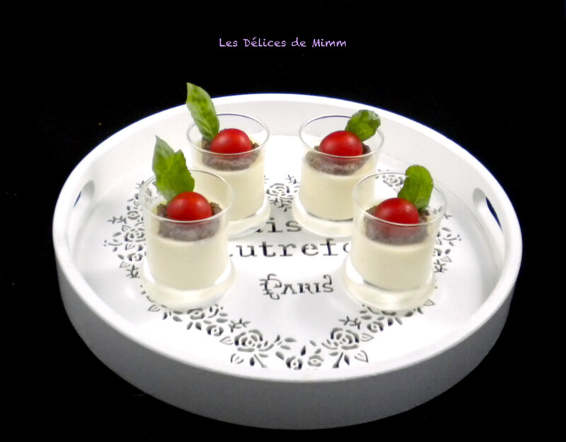 Panna cotta au parmesan et tapenade