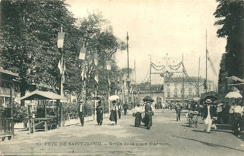 CPA Saint Cloud Place d'Armes