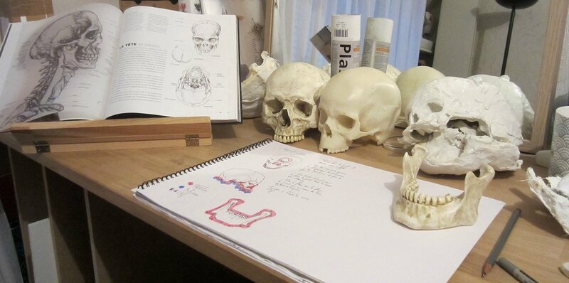 01-crane-humain-moule