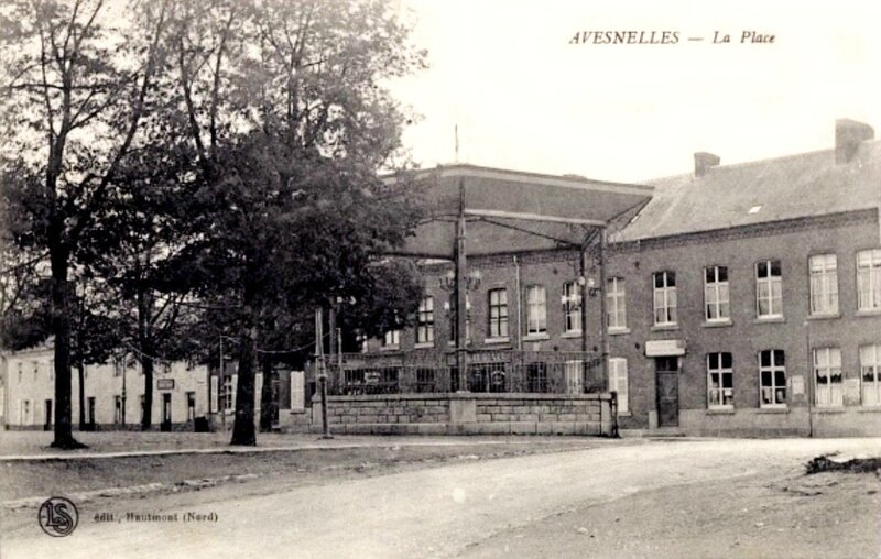 AVESNELLES-La Place2