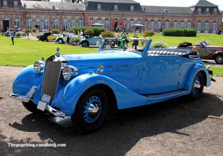 Delage_type_D6_60_cabriolet_de_1937__9_me_Classic_Gala_de_Schwetzingen_2011__01