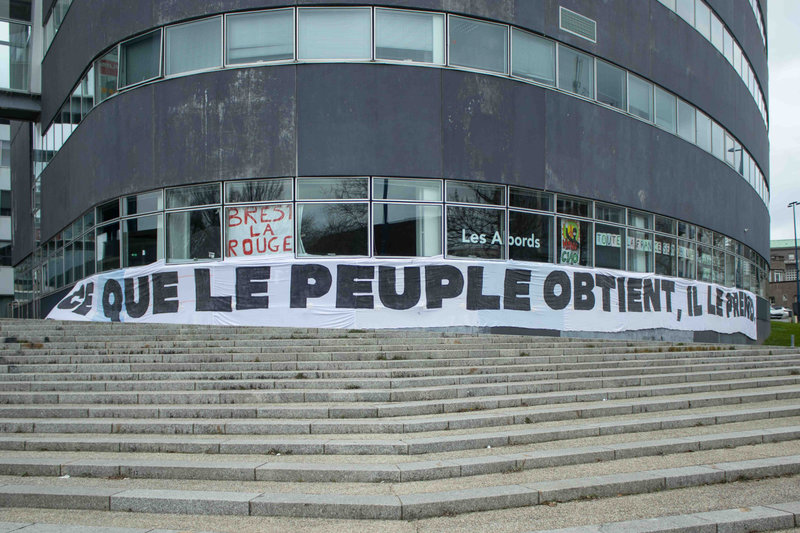 Slogan Fac des lettres-1