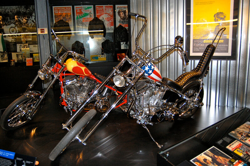 Harley-Davidson_Museum_Easy_Rider_Captain_America_Bike