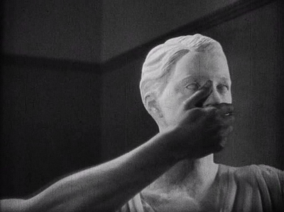 Cocteau___le_sand_d_un_poete_16