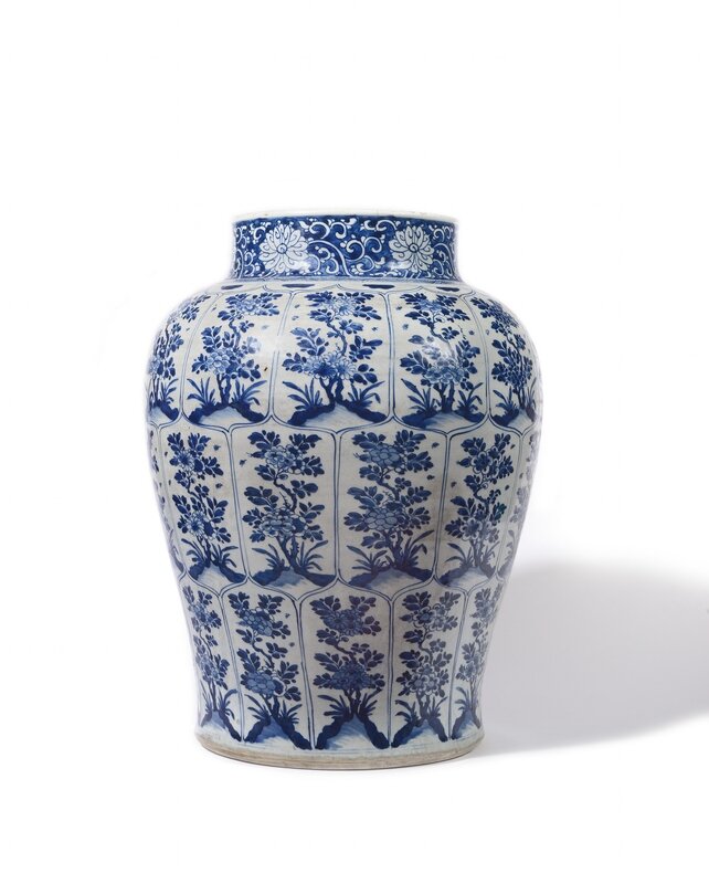 A large blue and white baluster jar, Kangxi period (1662 – 1722)