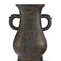 An <b>archaistic</b> <b>bronze</b> vase, hu, Ming dynasty (1368-1644)