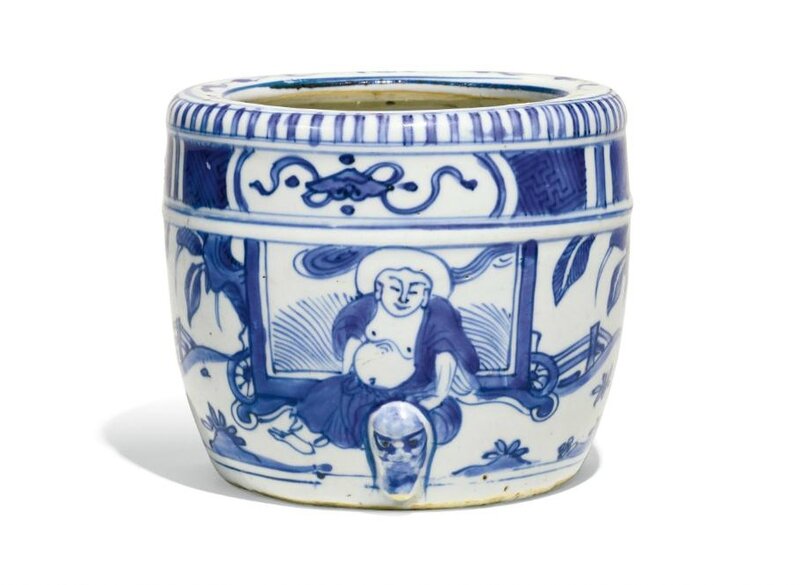 A blue and white censer, Ming dynasty, Chongzhen period (1627-1644)